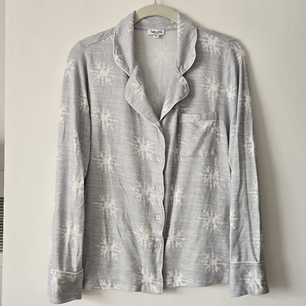 Splendid Silver & White Snowflake 2-PC Button-Up Top Pajama Set